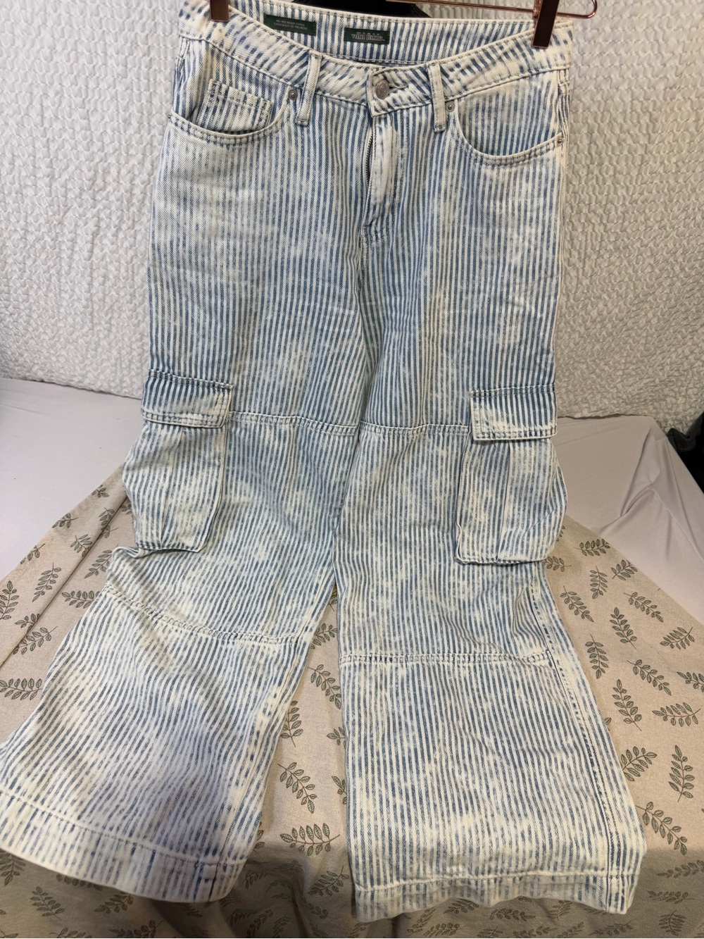 wild fable Light Blue & White Striped Wide-Leg Cargo Jeans